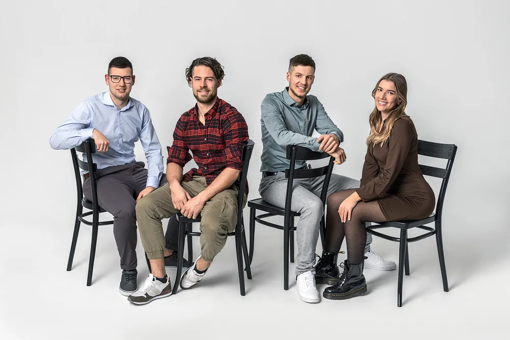 Bewerbungsfoto im Fotoatelier Spring – professionell, authentisch und gut erreichbar aus Bern, Solothurn, Thun, Biel, Olten und Langenthal.