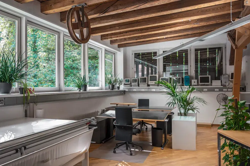 Unser Fotostudio in Burgdorf ist eine moderne Location in alten Mauern.